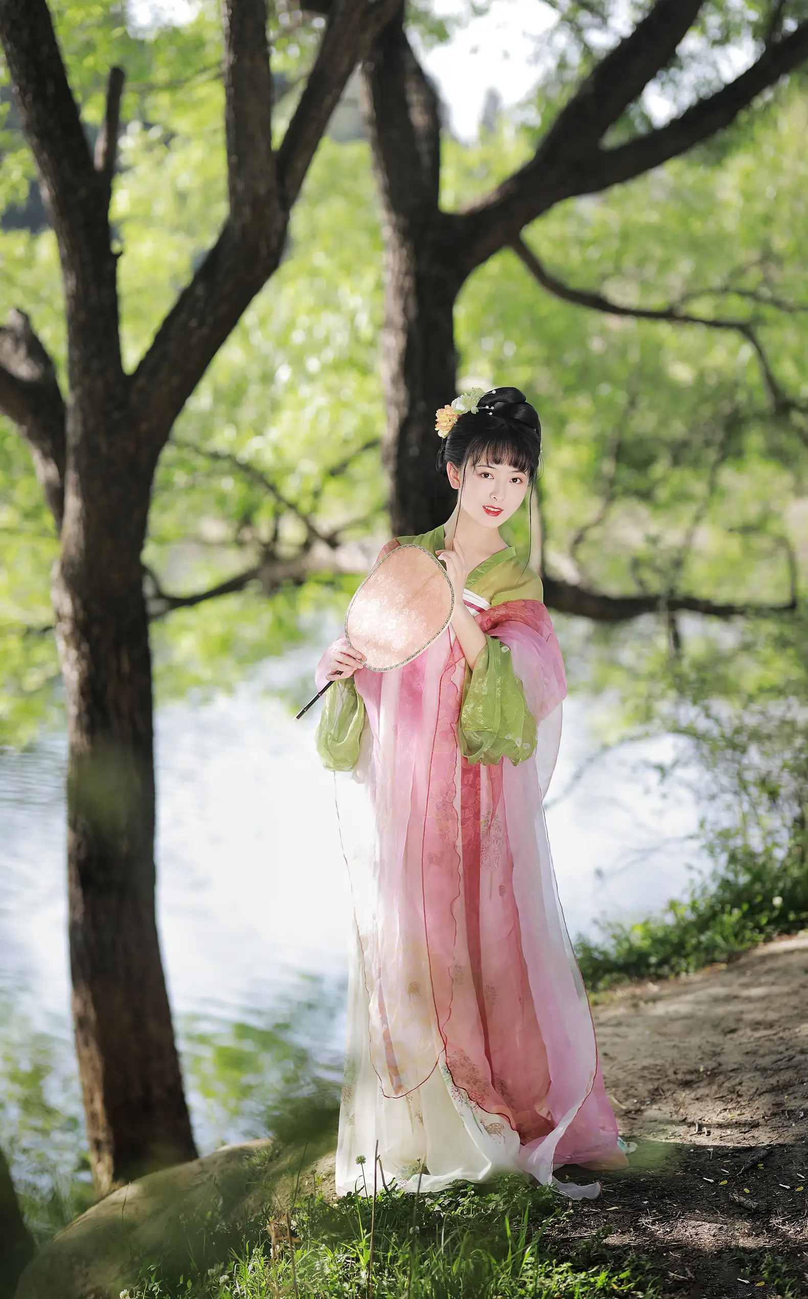 [YITUYU] 2022.07.03 Vol.1368 – Pink pink and willow green Shun Jin#[20P]-12